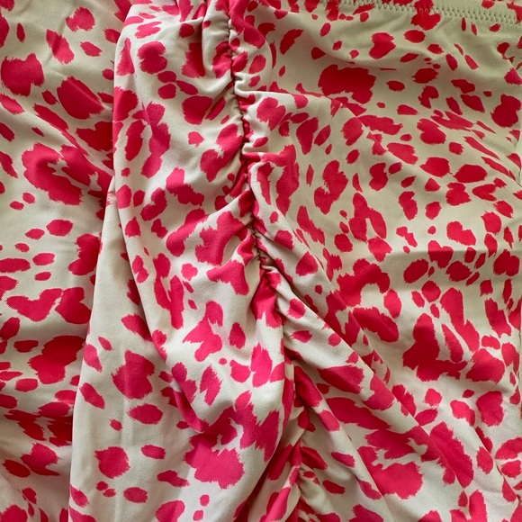 💫 HOST PICK 💫 GAP Maternity Swimsuit - 2 piece full coverage - Picture 7 of 13